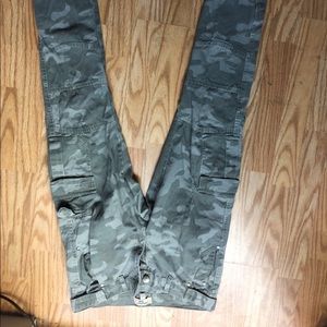 Army cargo pants